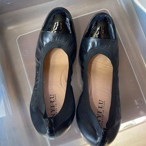 Anyi Lu handmade in Italy